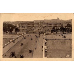 Carte postale ancienne de Paris montrant le Palais de l’Élysée résidence du Président de la République