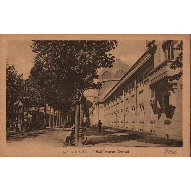 Carte postale ancienne – Vichy – Établissement Thermal (Allier)