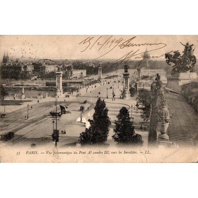 33 - PARIS - Vue Panoramique du Pont Alexandre III, vers les Invalides -- LL