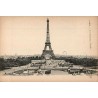 PARIS - La Tour Eiffel prise du Trocadéro