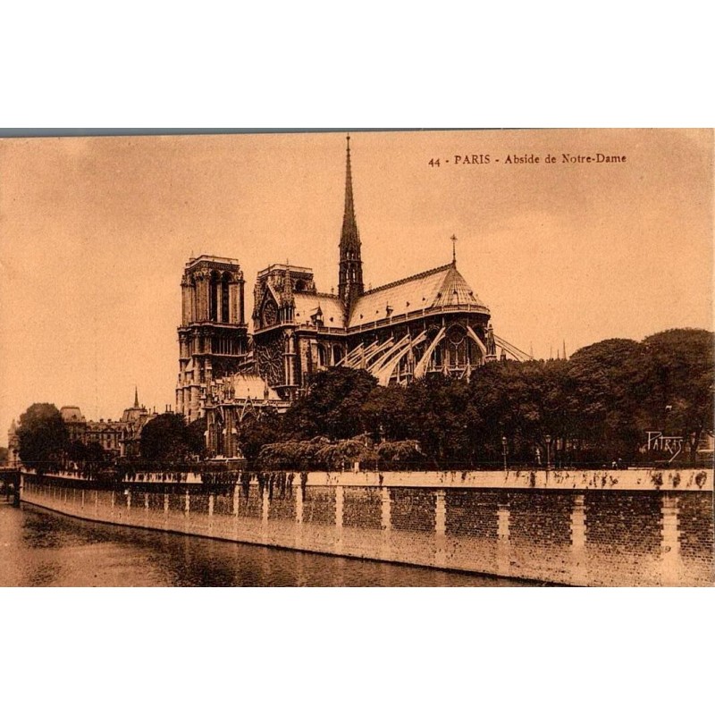 Carte postale ancienne de Paris montrant l’abside de Notre-Dame avec son architecture gothique dans une vue d’époque.