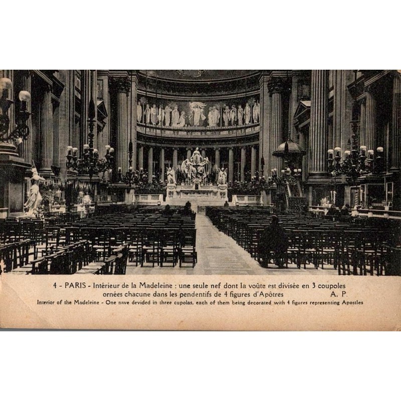 Carte postale ancienne de Paris montrant l’intérieur de l’église de la Madeleine avec une nef unique