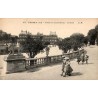 Carte postale ancienne de Paris 6e montrant le Jardin du Luxembourg avec le Sénat dans une vue d’époque.