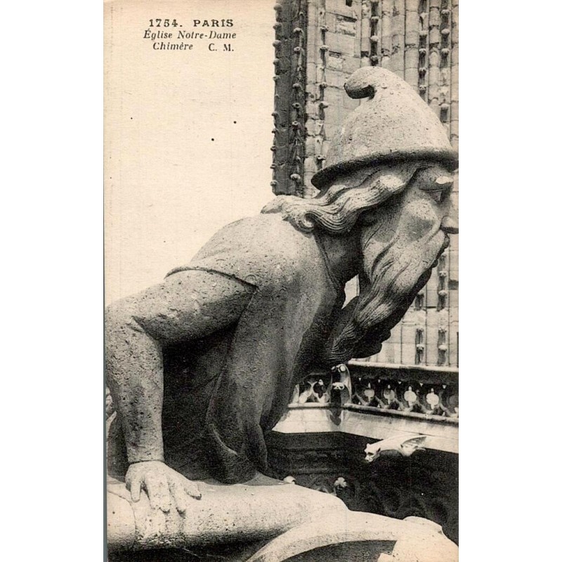Carte postale ancienne de Paris montrant la chimère “Homme” de Notre-Dame dans une vue gothique sculptée d’époque.