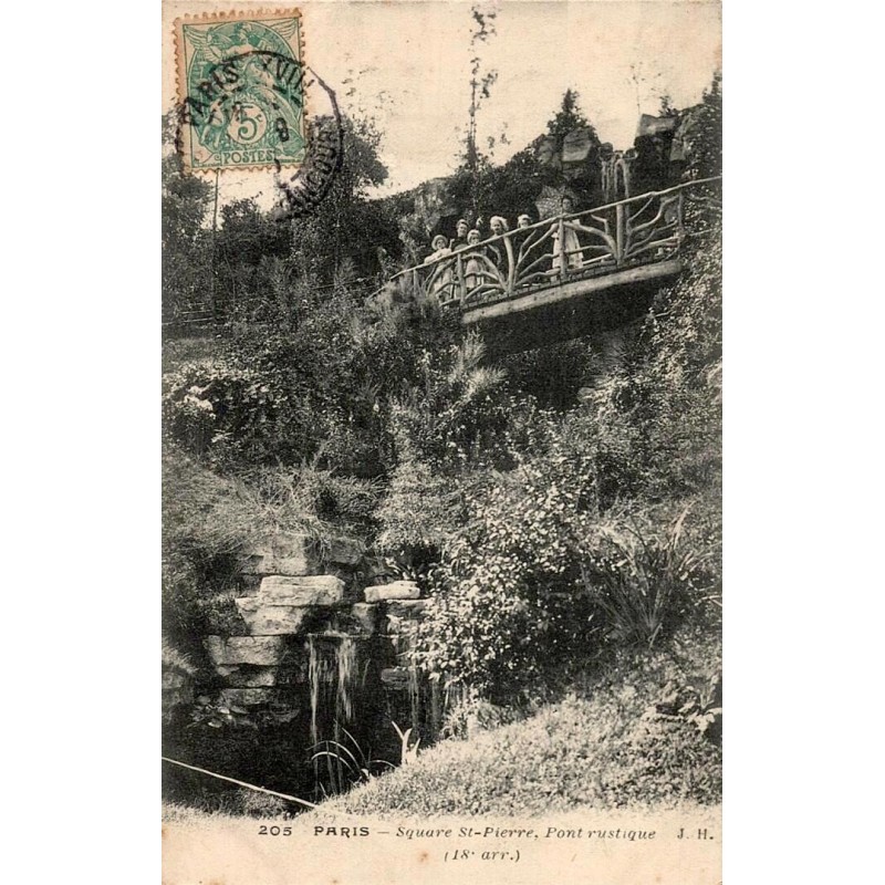 Carte postale ancienne de Paris montrant le pont rustique du Square Saint-Pierre à Montmartre