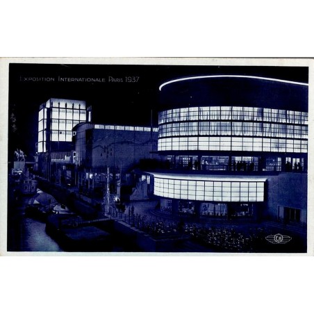 Carte postale ancienne Exposition Internationale Paris 1937 montrant les pavillons de Belgique Suisse Italie illuminés