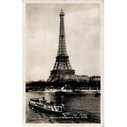 Carte postale ancienne Paris – Vue sur la Seine et la Tour Eiffel