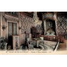 Carte postale ancienne du Palais de Fontainebleau montrant la chambre de Marie-Antoinette