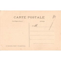 Carte postale ancienne Fontainebleau Chapelle Saint-Saturnin