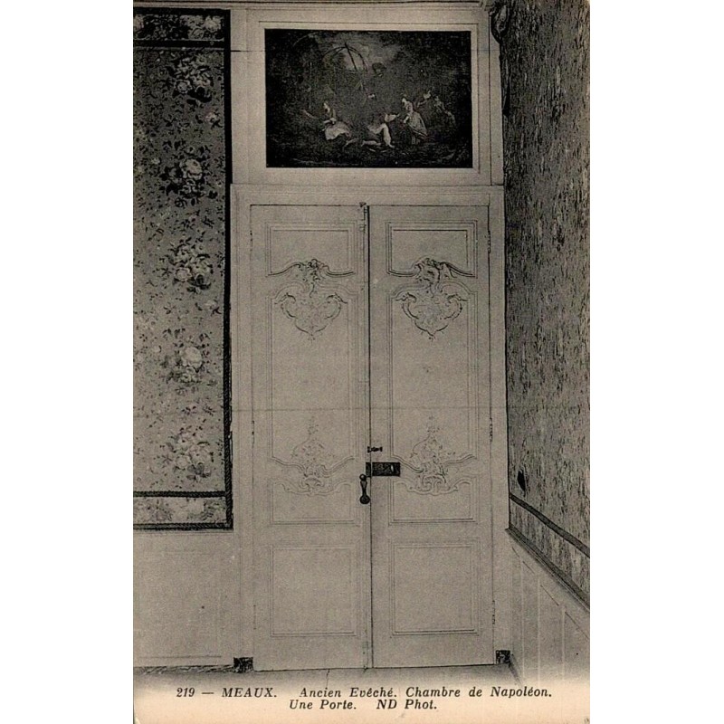 Carte postale ancienne de la chambre de Napoléon dans l’ancien évêché de Meaux