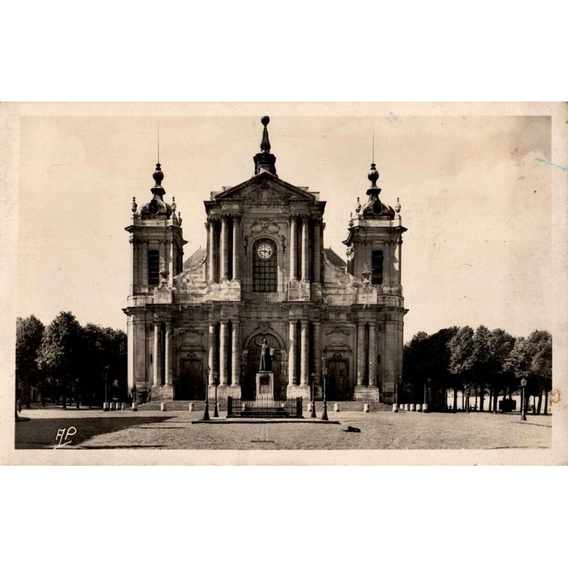 710 VERSAILLES - La Cathédrale Saint Louis