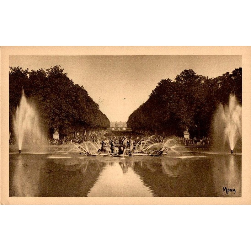 Carte postale ancienne Versailles – Char d’Apollon, Tapis Vert et Château
