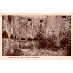 Carte postale ancienne Fréjus cloître avant restauration Var début XXe siècle