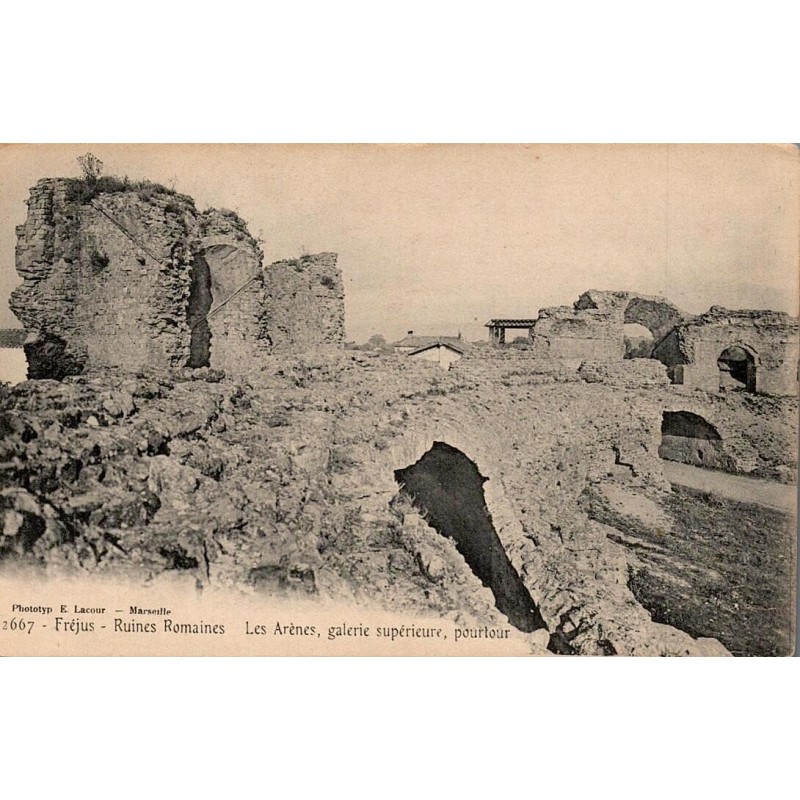 Carte postale ancienne Fréjus arènes romaines galerie supérieure pourtour début XXe siècle