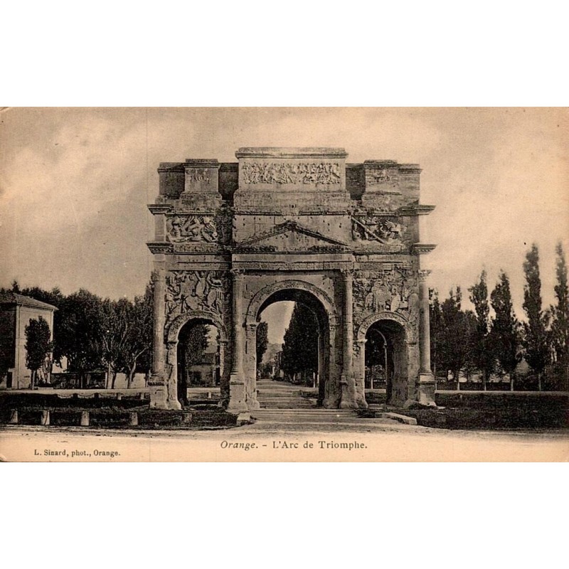 ORANGE - L'Arc de Triomphe