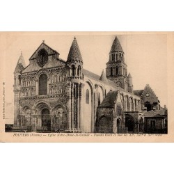 Poitiers (Vienne) - Église Notre Dame la Grande - Façade ouest et Sud