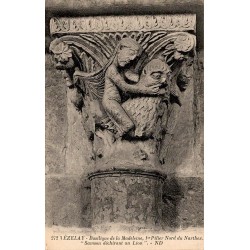 272 - VEZELAY - Église de la Madeleine, 1er Pilier Nord du Narthex. Samson déchirant un Lion --ND