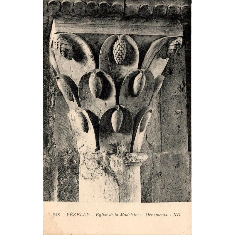 258 - VEZELAY - Église de la Madeleine, Ornements -- ND