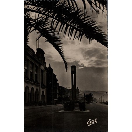 Carte postale ancienne Nice – Crépuscule sur la Promenade des Anglais ESTEL