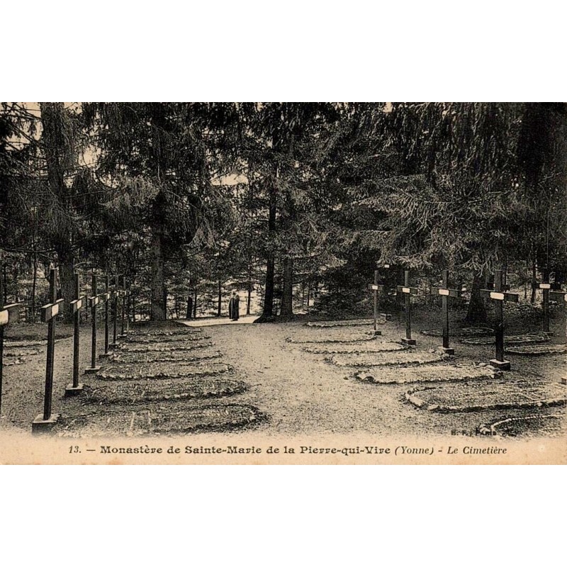 Carte postale ancienne Pierre qui Vire cimetière monastère Yonne