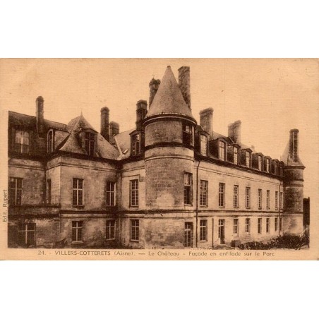 Carte postale ancienne Villers Cotterets château façade en enfilade sur le parc Aisne