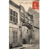 Carte postale ancienne Laon vieille porte rue du Serrurier Aisne