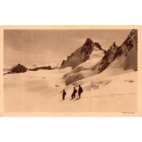 Carte postale ancienne Le Rateau col de la Girose col de la Lauze massif des Écrins