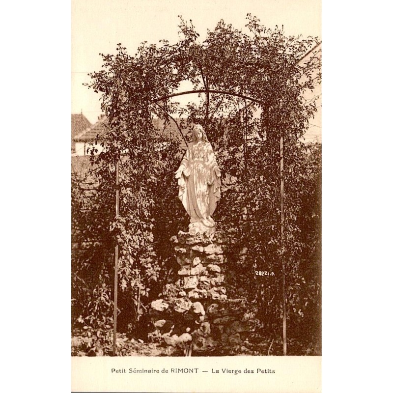 Carte postale ancienne Rimont Vierge des Petits séminaire