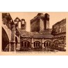 Carte postale ancienne Montmajour couvent des moines abbaye Arles