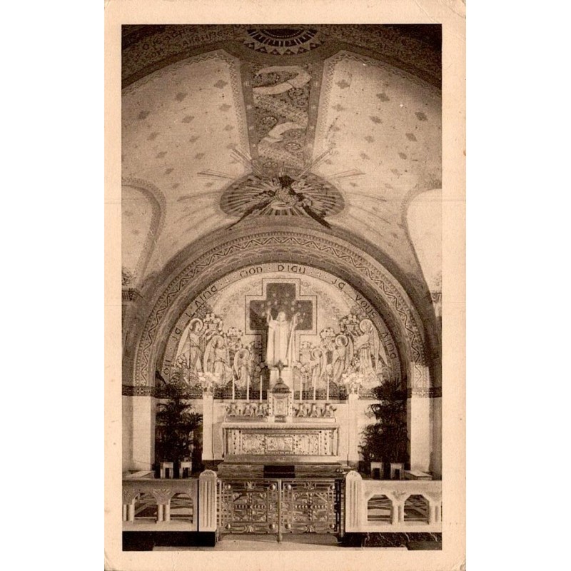 Carte postale ancienne Lisieux basilique crypte autel mosaique