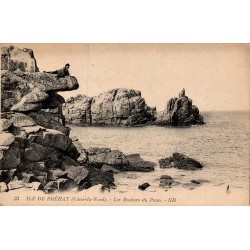 33 - ILE DE BREHAT (Côte du Nord) - Les Rochers du Paon - ND