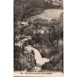 Carte postale ancienne vue panoramique saut du Doubs frontière suisse