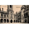 Carte postale ancienne Angoulême cour intérieure hôtel de ville Charente