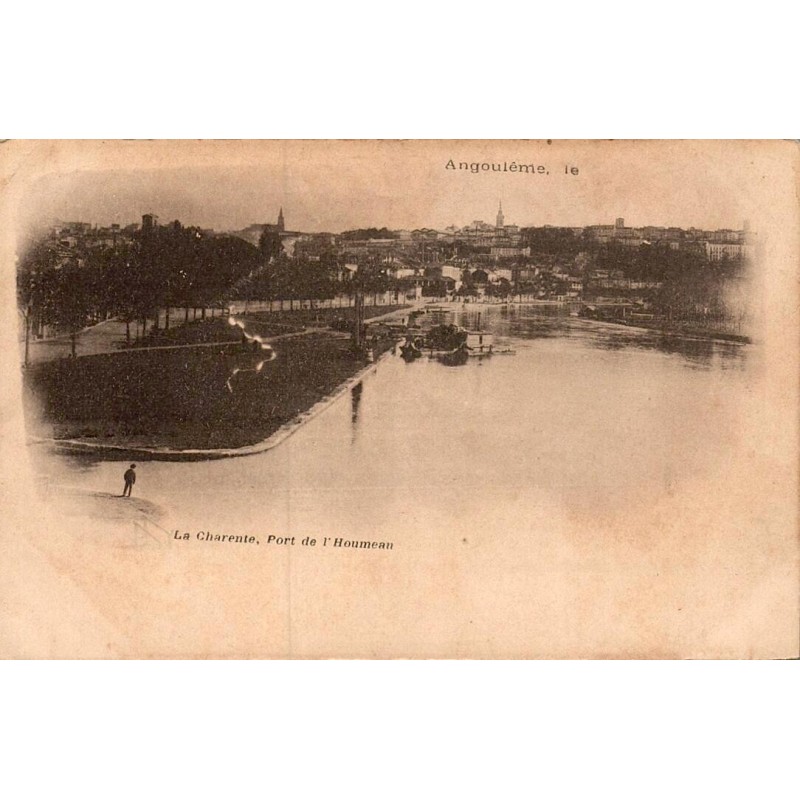 Carte postale ancienne Angoulême port de l Houmeau Charente bateaux