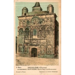 Carte postale ancienne Angoulême cathédrale Saint Pierre façade ouest avant restauration
