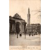 Carte postale ancienne Lille Porte de Paris beffroi hôtel de ville Nord