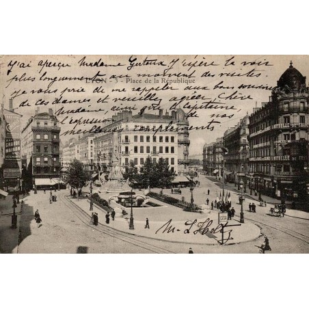 Carte postale ancienne Lyon Place de la République CPA Rhône