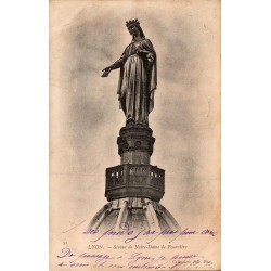 Carte postale ancienne Lyon Statue de Notre-Dame de Fourvière CPA Rhône