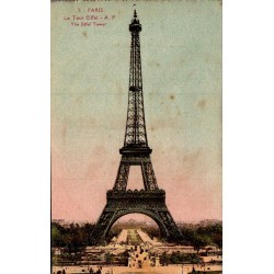 Carte postale ancienne Paris La Tour Eiffel CPA