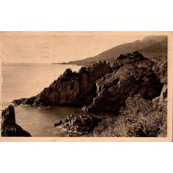 Carte postale ancienne Le Trayas Les Rochers La Douce France CPA Var