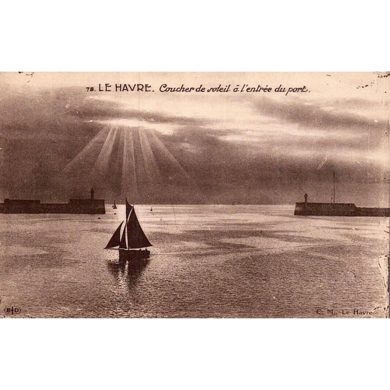 78 - Le Havre - Coucher de Soleil à l'entrée du Port
