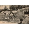 Carte postale ancienne Domfront les fouilles près du donjon dans l’Orne