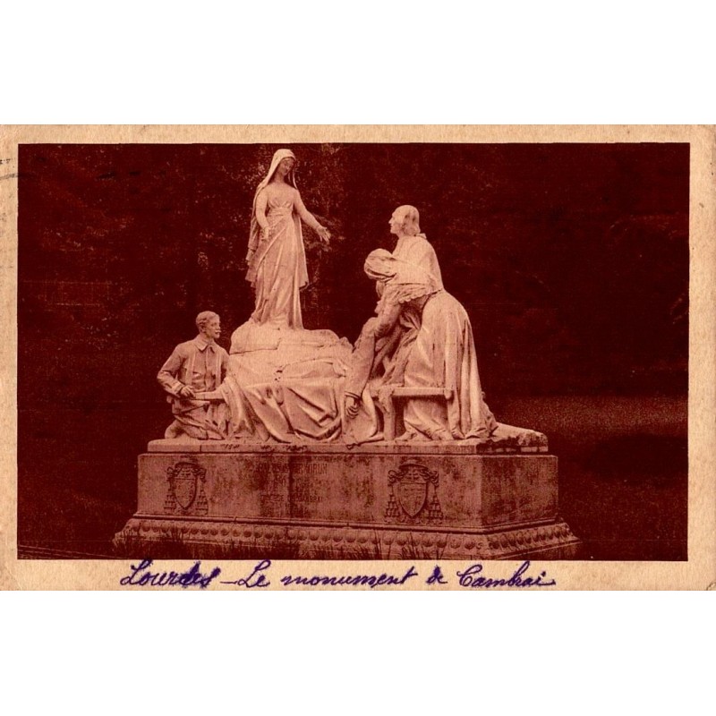 Carte postale ancienne Lourdes Monument de Cambrai