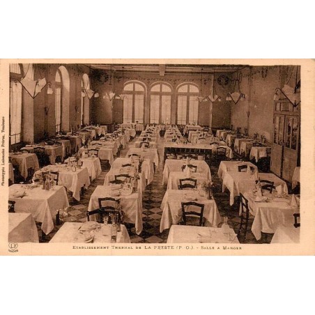 Carte postale ancienne La Preste Établissement Thermal salle à manger