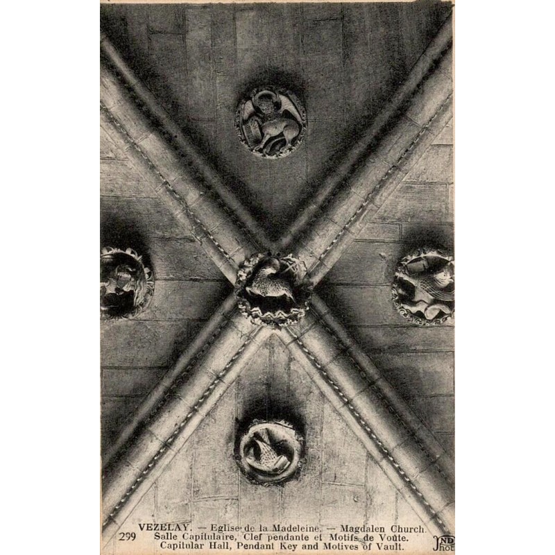 Carte postale ancienne Vézelay salle capitulaire clef pendante motifs de voûte