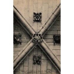 Carte postale ancienne Vézelay clef pendante motifs de voûte salle capitulaire