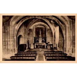 Carte postale ancienne Autun Chapelle Saint-Aubin en Saône-et-Loire