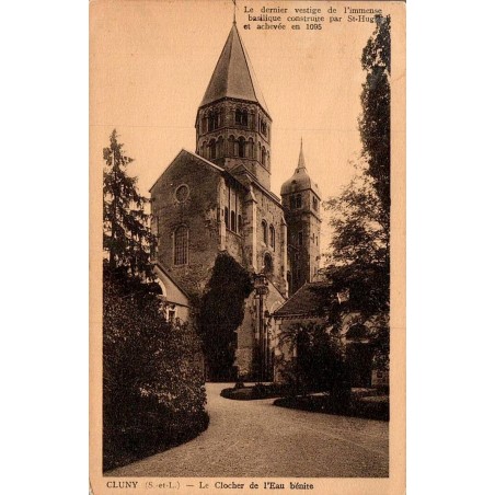 Carte postale ancienne Cluny Le Clocher et l’Eau Bénite