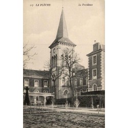 Carte postale ancienne La Flèche La Providence établissement historique