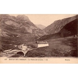 Carte postale ancienne Route de l'Iseran Le Vallon de la Lenta Savoie
